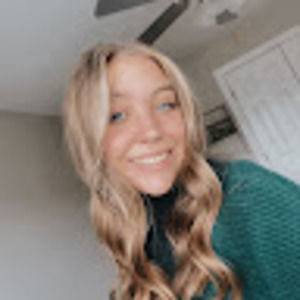 Meet your Posher, Maddie